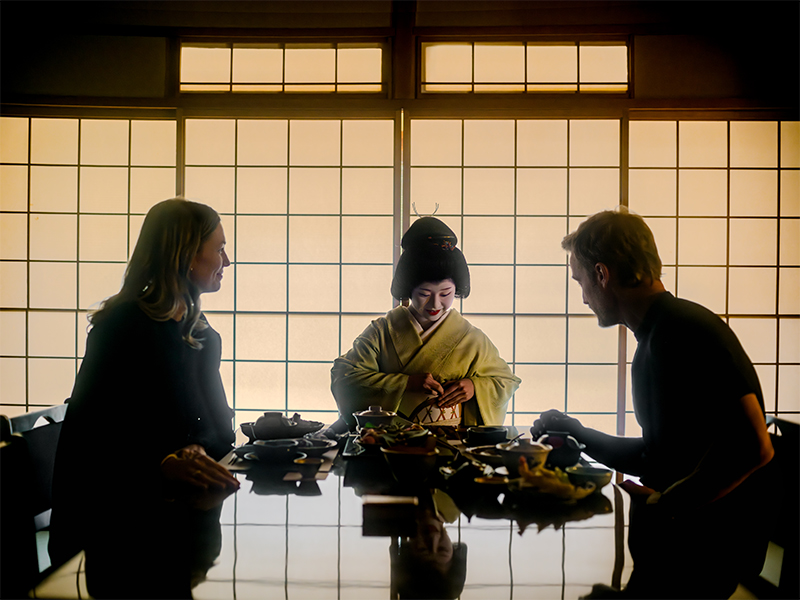 Kyoto Geisha dining - Image courtesy of Silversea