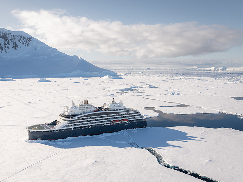 Le Commandant Charcot 
Image courtesy of PONANT Explorations