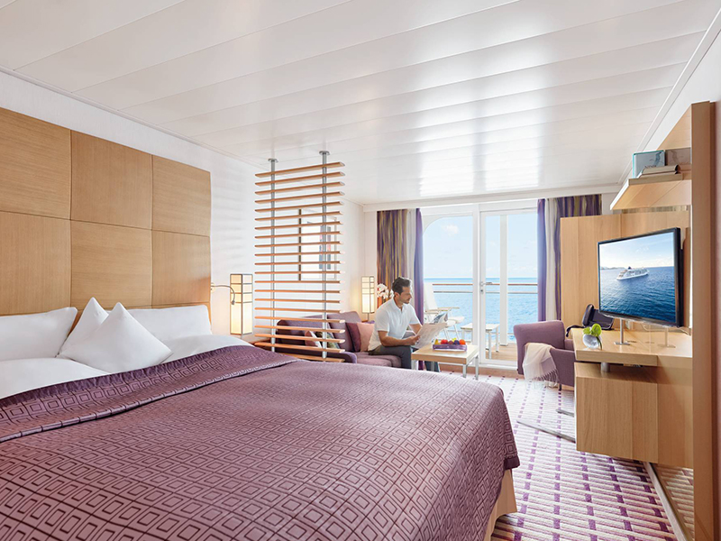 EUROPA 2 Ocean Suite